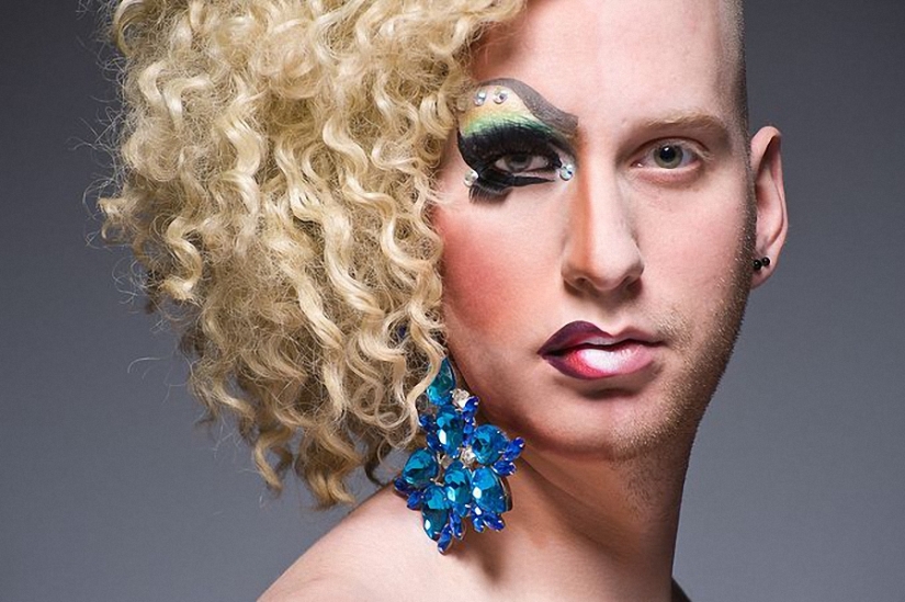 Mostrar la cara de burla a la diva con maquillaje y sin el proyecto Leland Bobba Mostrar la cara de burla a la diva con maquillaje y sin el proyecto Leland Bobba