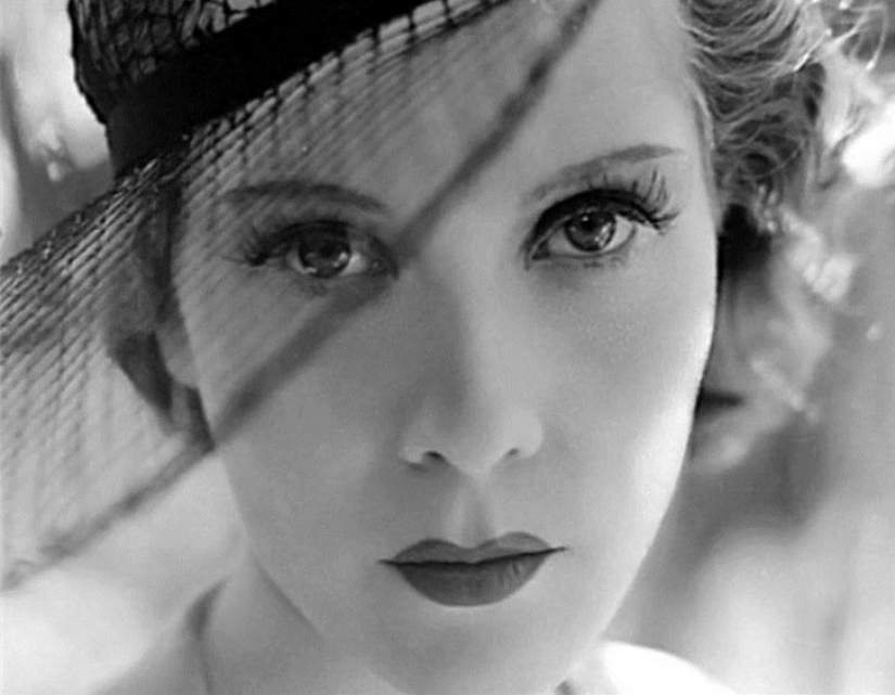 Natalie Paley, granddaughter of the Emperor, conquered the Western catwalks and movie screens Natalie Paley, granddaughter of the Emperor, conquered the Western catwalks and movie screens