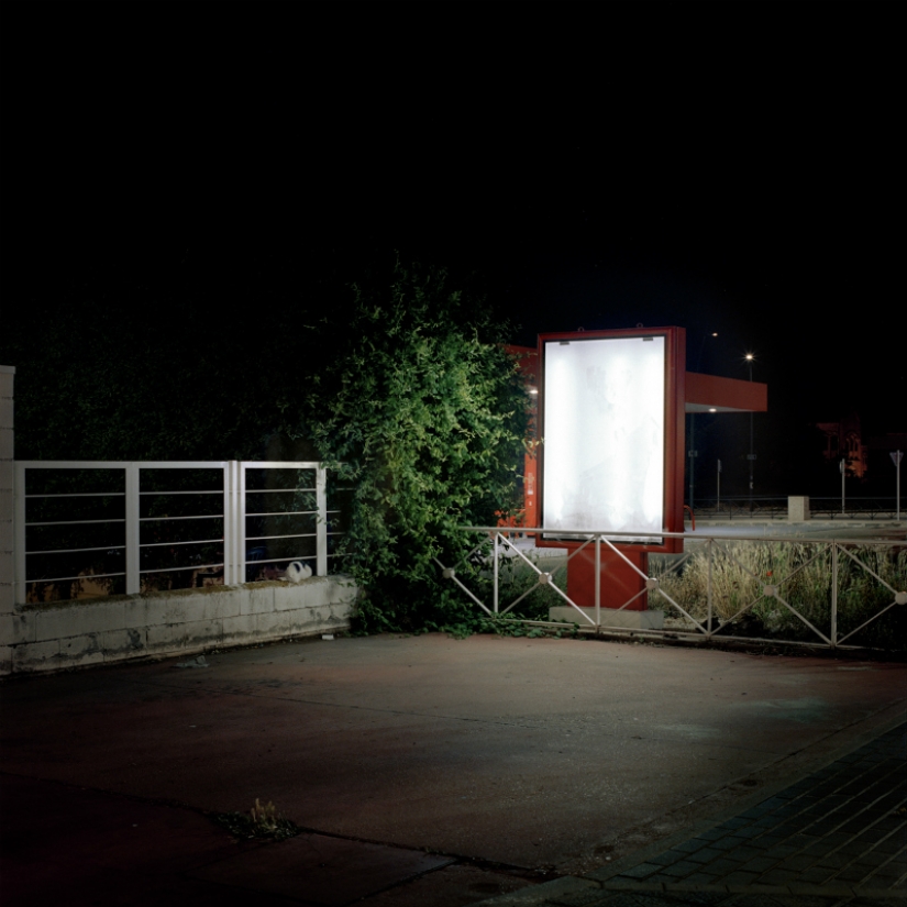 "¡No tienes Adblock!": el artista imaginó cómo sería la vida sin publicidad