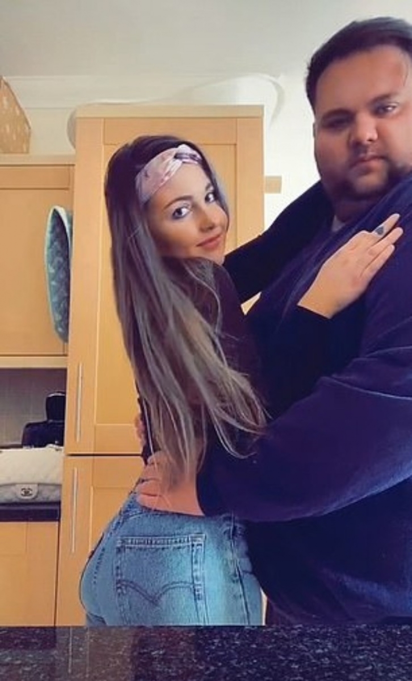 Non-standard size: why this pair causes confusion and laughter in others