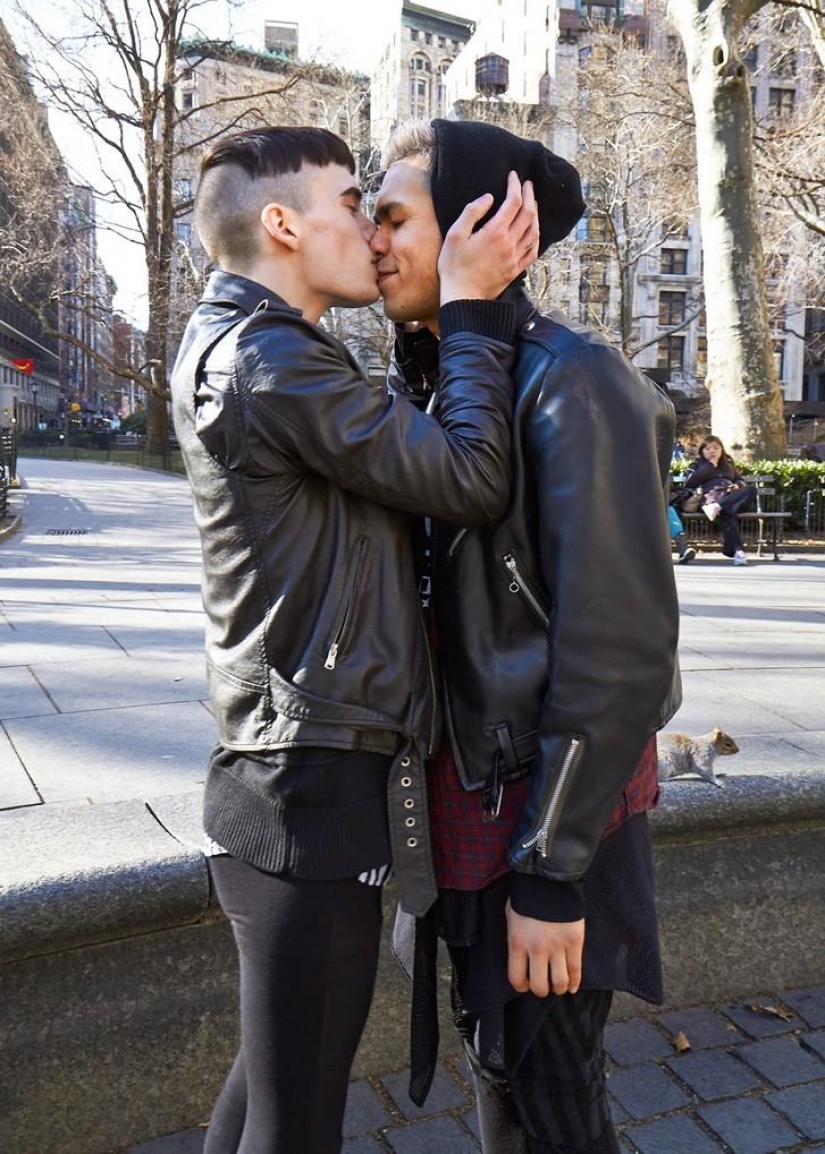 Nos conocimos gracias a Internet Nos conocimos gracias a Internet