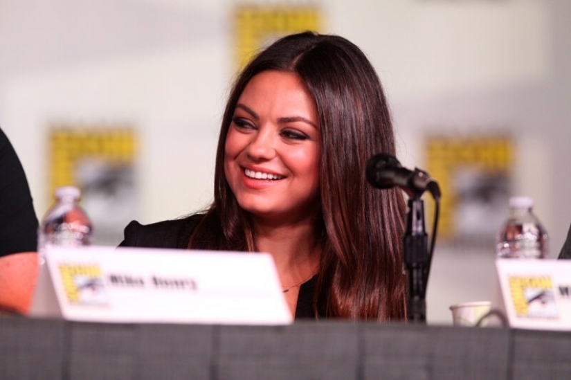 "Not a word, and deed": 10+ celebrities who are known for their good deeds "Not a word, and deed": 10+ celebrities who are known for their good deeds
