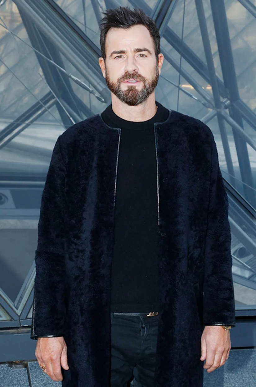 Now looks like the legendary foursome and handsome "Sex in the city" Now looks like the legendary foursome and handsome "Sex in the city"