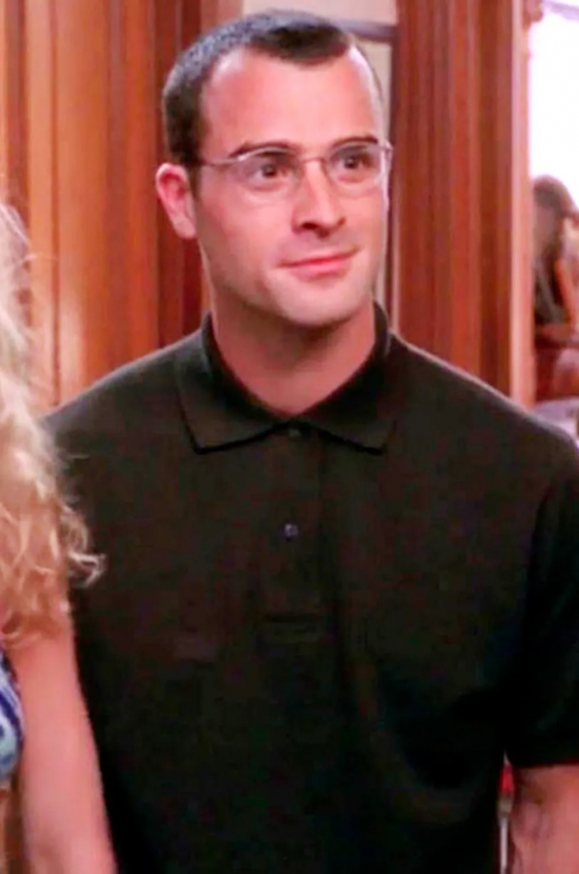 Now looks like the legendary foursome and handsome "Sex in the city" Now looks like the legendary foursome and handsome "Sex in the city"