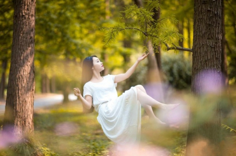 Nunca puedes adivinar qué están promocionando estas fotos. Nunca puedes adivinar qué están promocionando estas fotos.