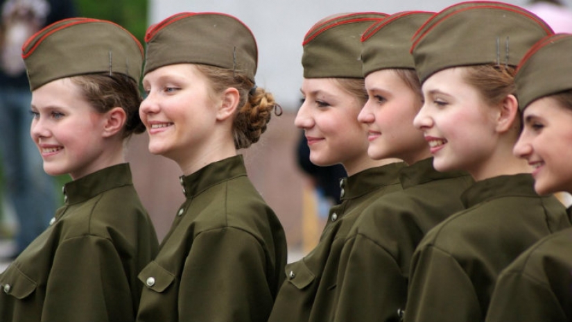 Observa a extranjeros demasiado tiempo viviendo en Rusia