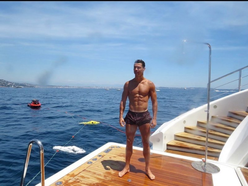 Paraíso sobre las olas: a bordo del yate de lujo de Cristiano Ronaldo, valorado en millones