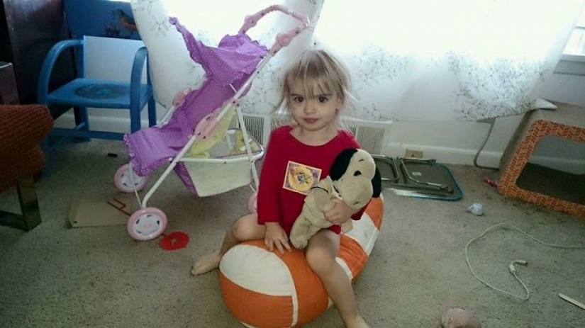 Pasado vs presente: el mismo juguete con una diferencia de edad de más de 25 años Pasado vs presente: el mismo juguete con una diferencia de edad de más de 25 años