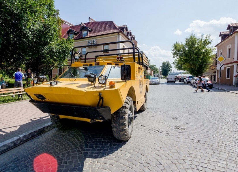 Personal tank: 5 real ways to use old armored vehicles in everyday life