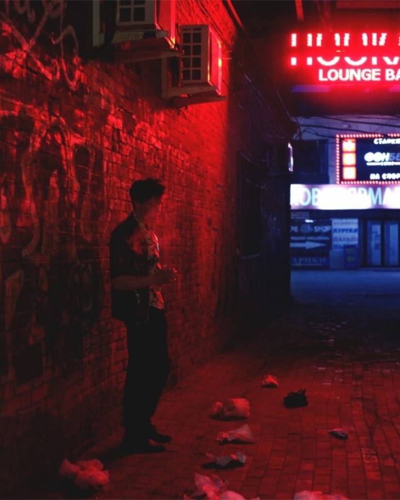 Photo project based on emotions: "The World of Singles"