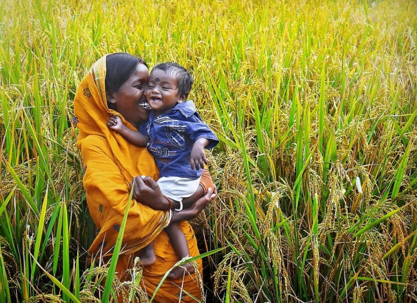 Photographers from all over the world show what love means