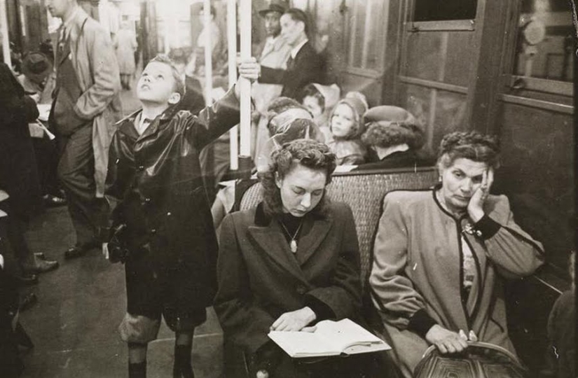 Photographs of the New York subway of the 1940s taken by a young Stanley Kubrick Photographs of the New York subway of the 1940s taken by a young Stanley Kubrick