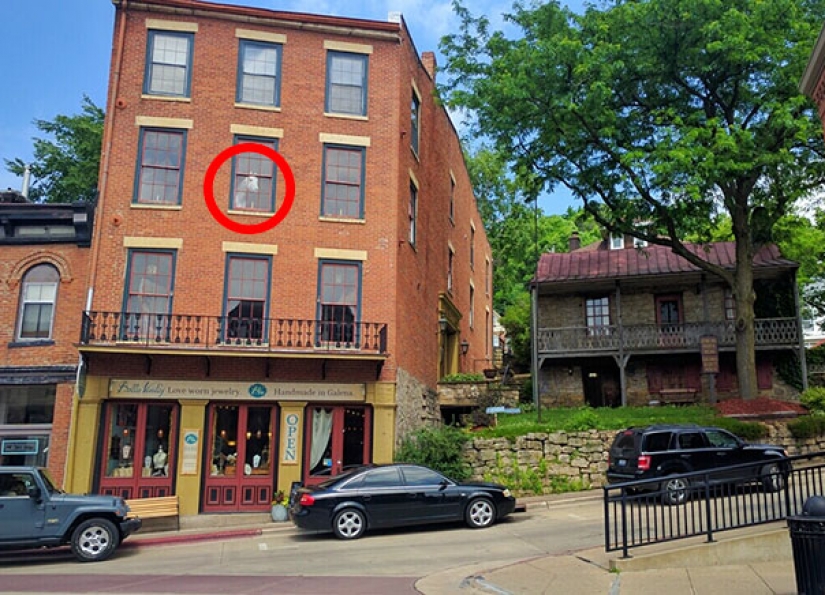 Photos that will bring you to tears if you look closely