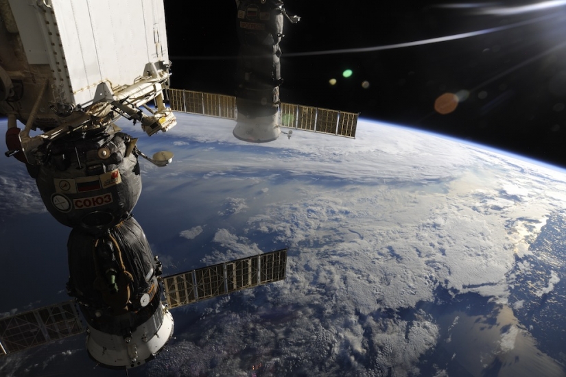 Pictures cosmonaut Fyodor Yurchikhin from ISS