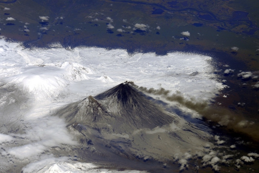 Pictures cosmonaut Fyodor Yurchikhin from ISS