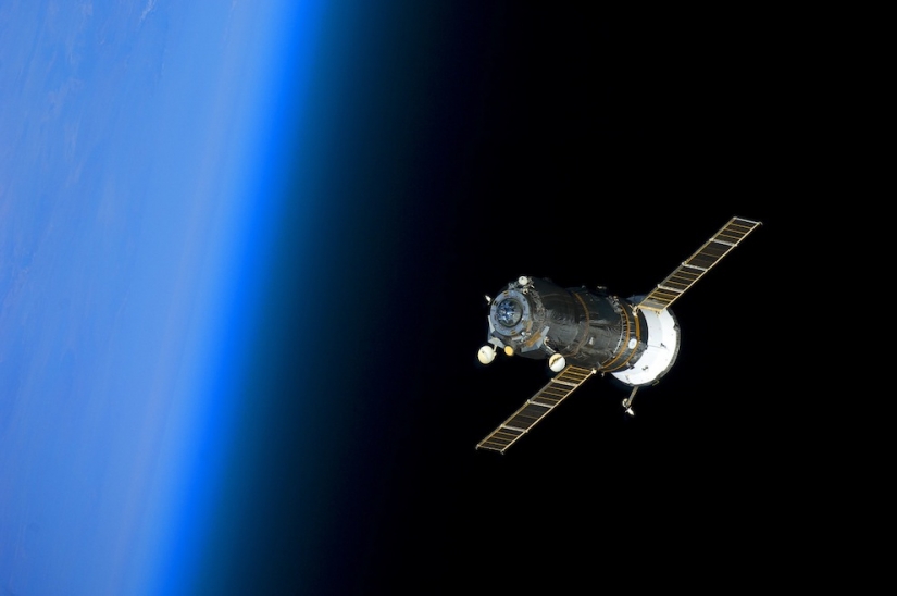 Pictures cosmonaut Fyodor Yurchikhin from ISS