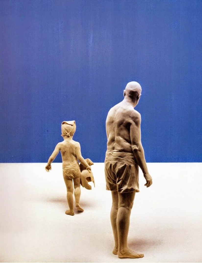 Pinocchio never dreamed of: incredibly realistic wooden sculptures of people