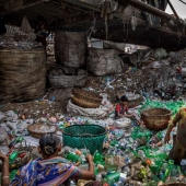 Planet or plastic? National Geographic Campaign Planet or plastic? National Geographic Campaign