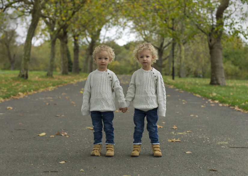 Portraits of identical twins show how different they are Portraits of identical twins show how different they are