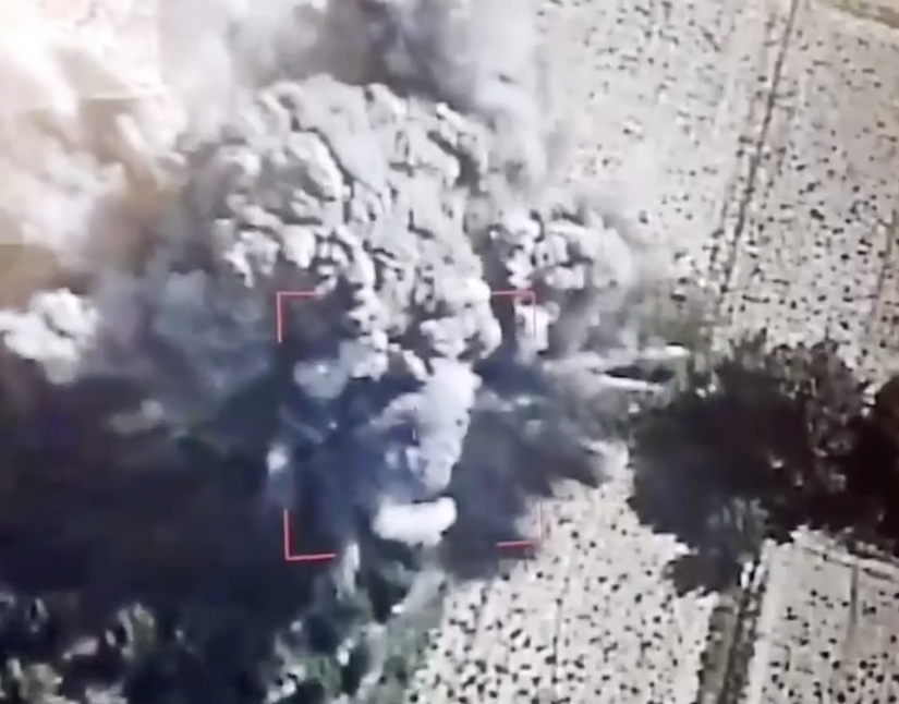 Propagando la muerte: los talibanes están dominando las ciudades afganas y obligando a las niñas a la esclavitud sexual Propagando la muerte: los talibanes están dominando las ciudades afganas y obligando a las niñas a la esclavitud sexual