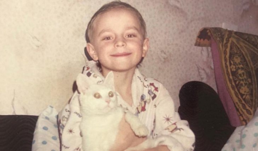 Quién es Vlad el blogger de papel A4 y cuál es el secreto de su popularidad