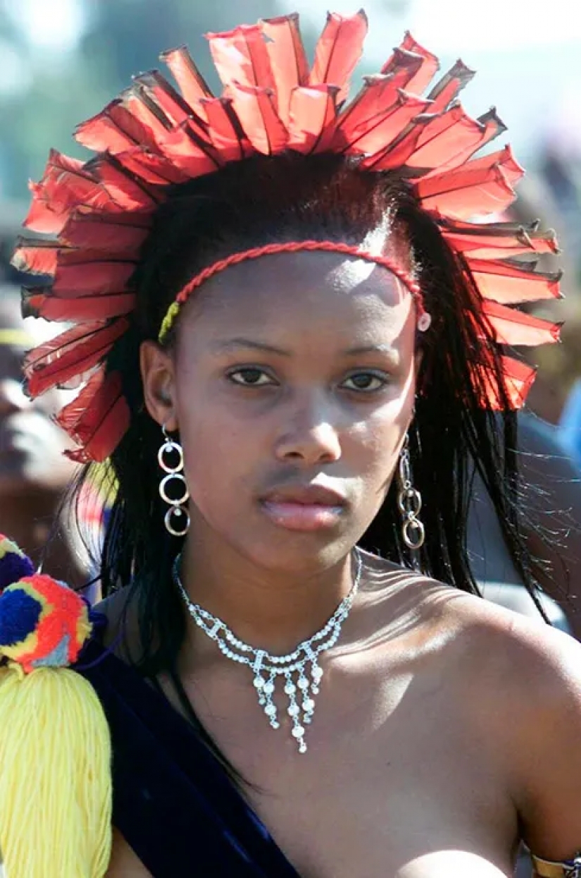 Ran away with an acrobat: 7 loud sex scandals in Royal families of different countries