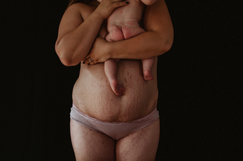 Retratos íntimos de nuevas madres capturan la belleza de los cuerpos posparto Retratos íntimos de nuevas madres capturan la belleza de los cuerpos posparto