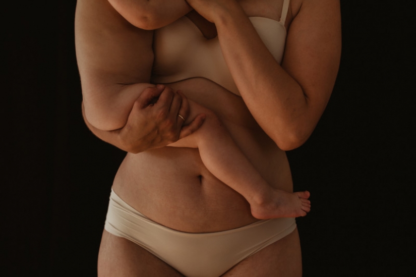 Retratos íntimos de nuevas madres capturan la belleza de los cuerpos posparto Retratos íntimos de nuevas madres capturan la belleza de los cuerpos posparto