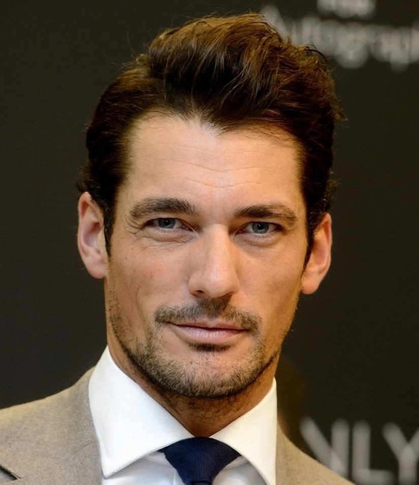 Rostro masculino perfecto