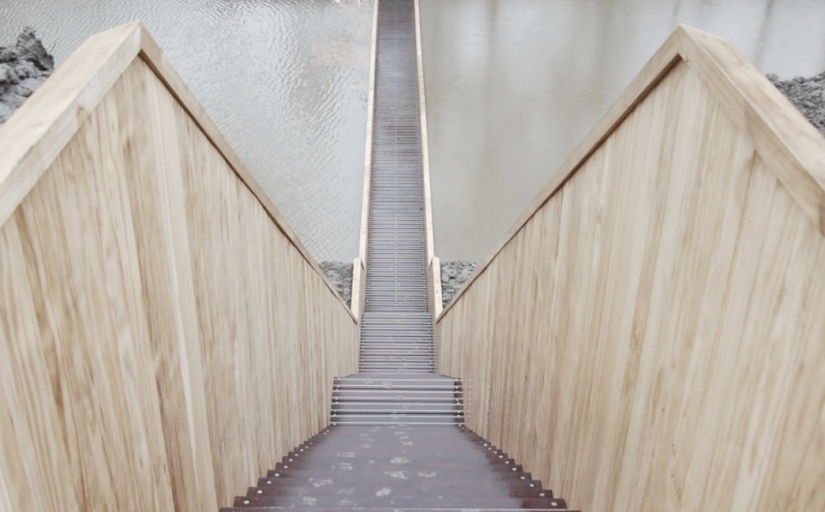 Round, unfinished and endless-10 most unusual bridges in the world