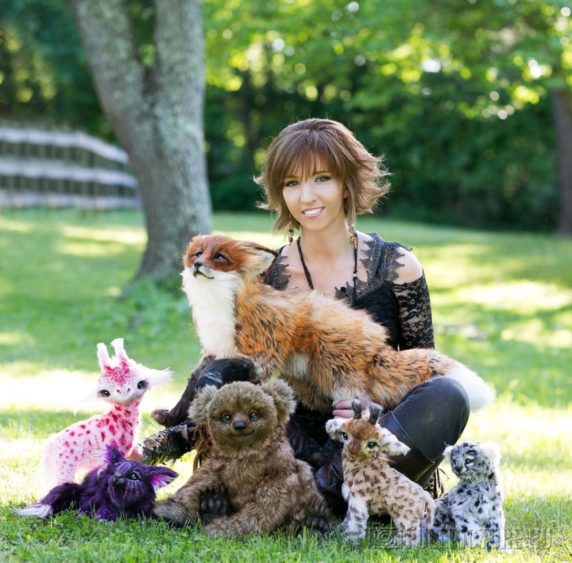 Self-taught creates realistic dolls