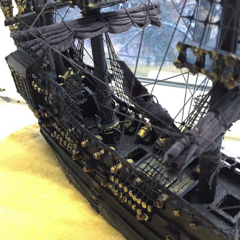 Self-taught pastry chef Kristina Dolnik makes unique cakes without mastic Self-taught pastry chef Kristina Dolnik makes unique cakes without mastic