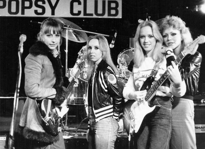 Senos cantores: grupos musicales en topless de la segunda mitad del siglo XX