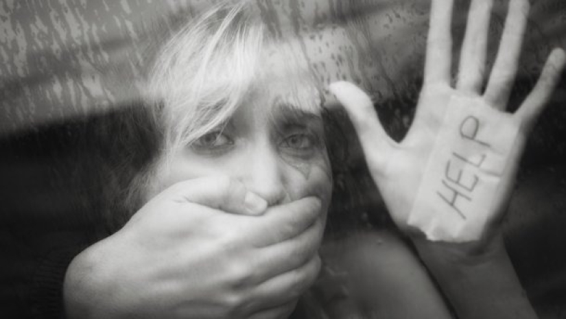 Sex slaves: three girls openly talked about the horrors endured in captivity perverts