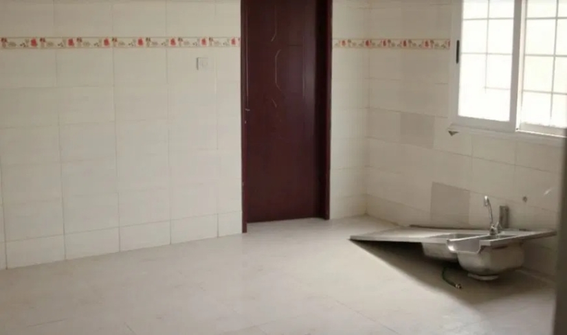 Sexo en la playa: por qué los pensionistas europeos se casan con jóvenes gambianos