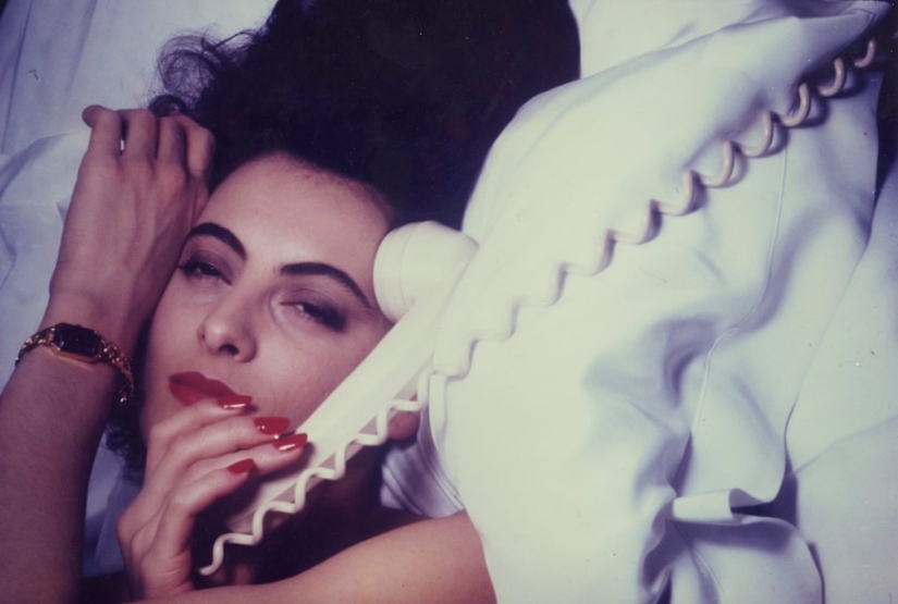 Sexo, supermodelos y champán: las obras de Guy Bourdin
