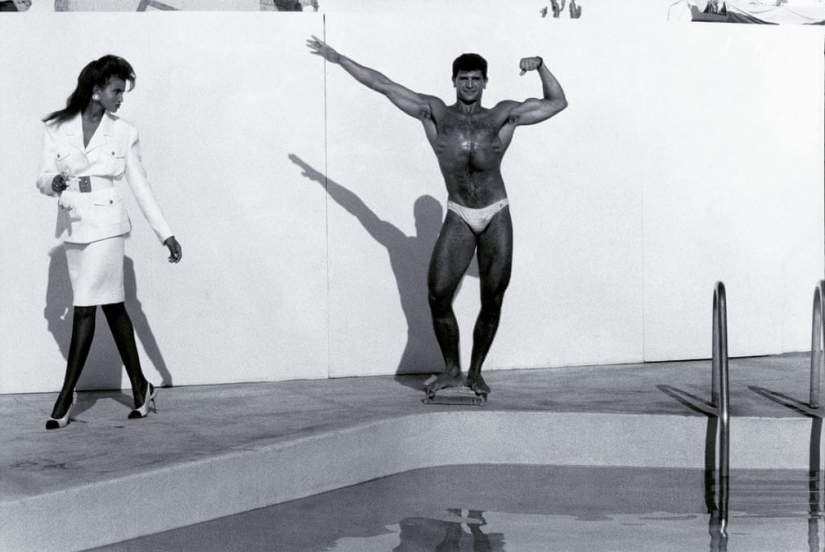 Sexo, supermodelos y champán: las obras de Guy Bourdin
