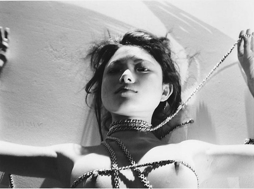 Sexual provocations by Nobuyoshi Araki Sexual provocations by Nobuyoshi Araki