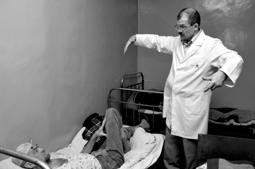 Shocking works of a Ukrainian photographer who lived in a psychiatric hospital