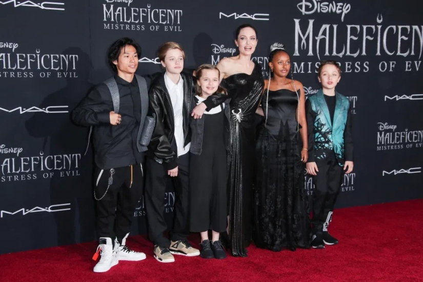 Sister-brother, polyglot and jewelry designer: how are the children of Brad Pitt and Angelina Jolie doing