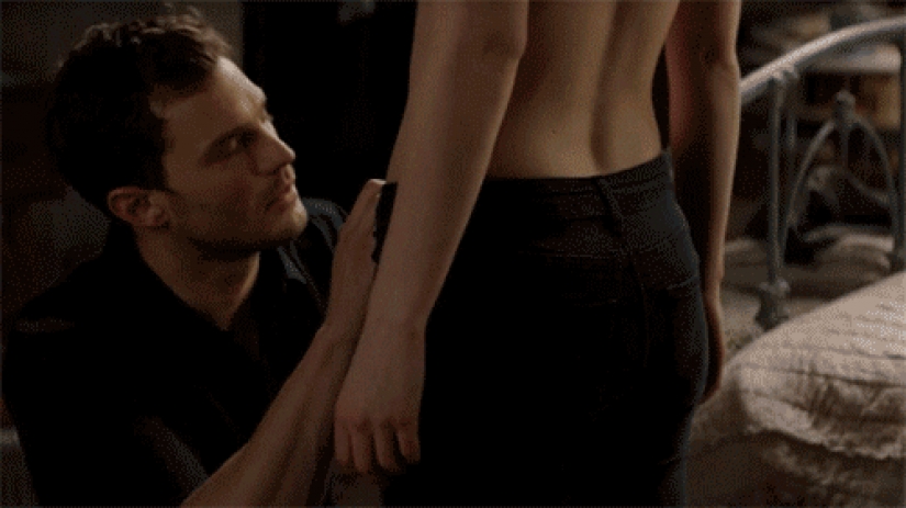 Socks on cock, lining on the vagina: how are the intimate scenes in the film