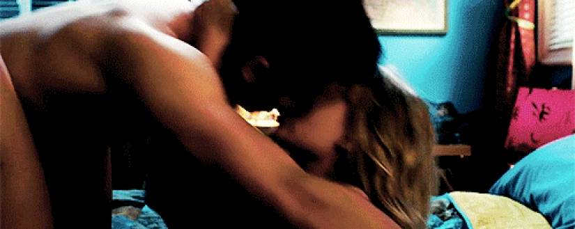 Socks on cock, lining on the vagina: how are the intimate scenes in the film