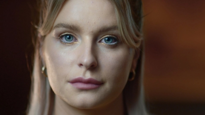 Sombras del pasado: durante muchos años, una mujer británica ha estado sufriendo la filtración de sus fotos desnudas a la Red Sombras del pasado: durante muchos años, una mujer británica ha estado sufriendo la filtración de sus fotos desnudas a la Red