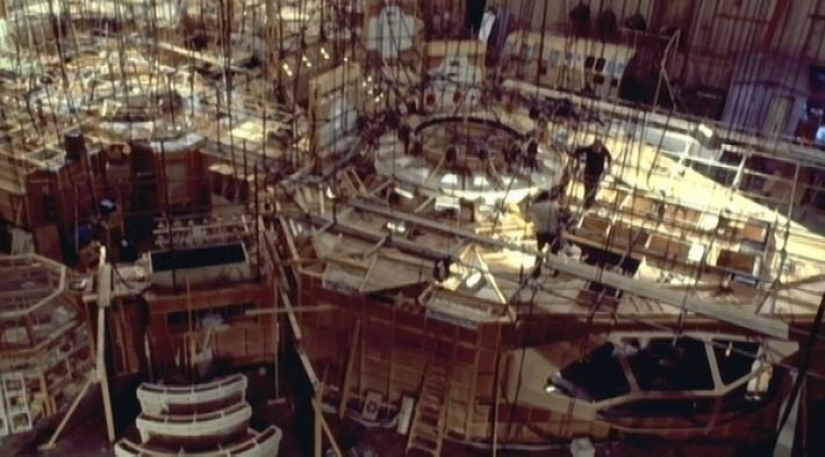 Special effects in cinema: space horror in the movie "Alien"