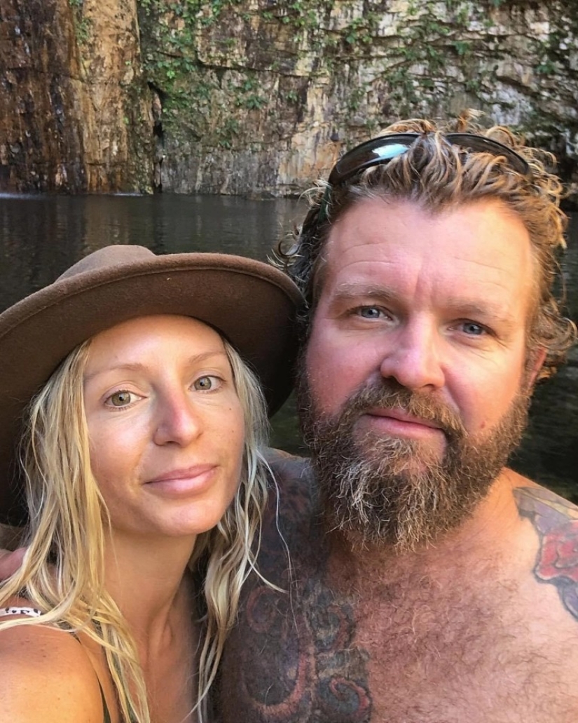 Spouses from Australia do not take their children to school, believing that natural education is much more useful