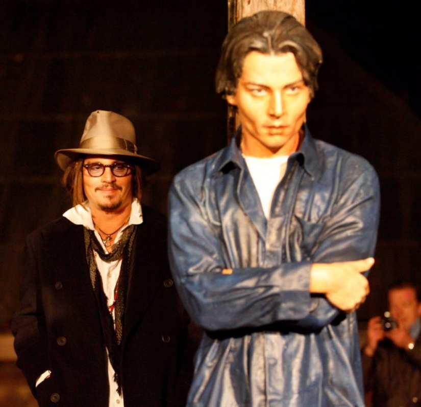 Stuff: 10 of the worst statues of celebrities from around the world Stuff: 10 of the worst statues of celebrities from around the world