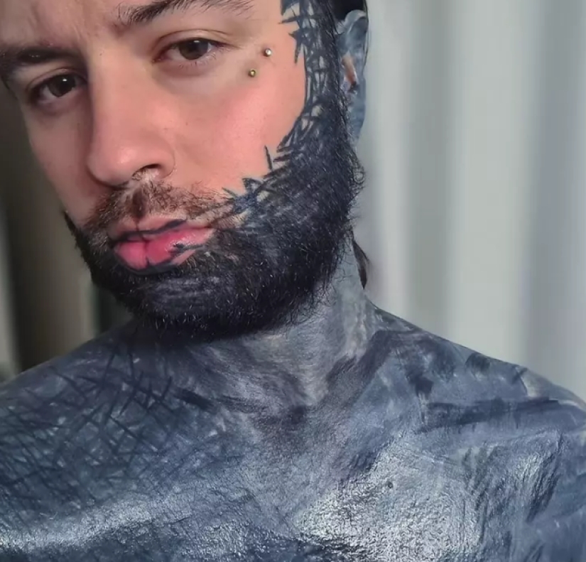 Swiss gets to know his body by covering it with a solid tattoo