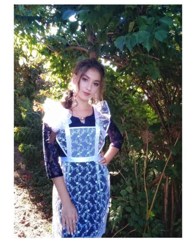 Tacones, lápiz labial, encaje y lazos: deslumbrantes alumnos de 11º grado de 2020