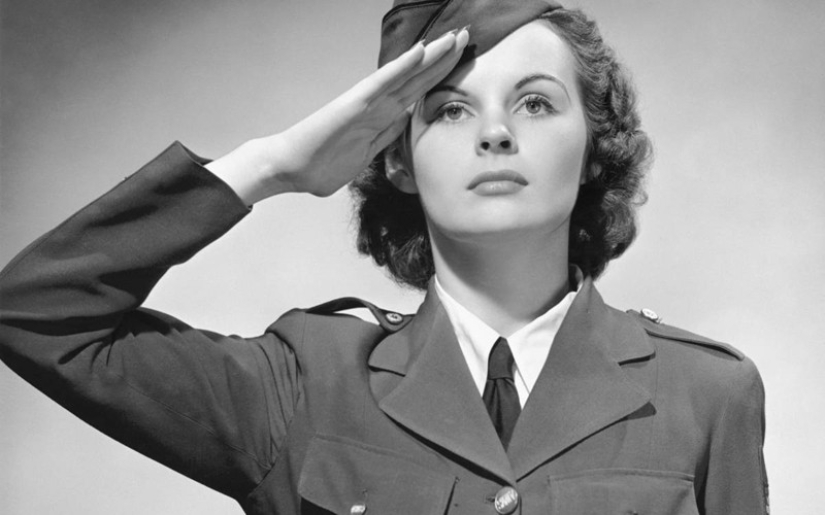 Take on the chest: la historia mundial del sujetador