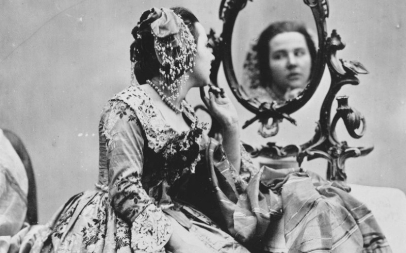 Take on the chest: the world history of the bra Take on the chest: the world history of the bra